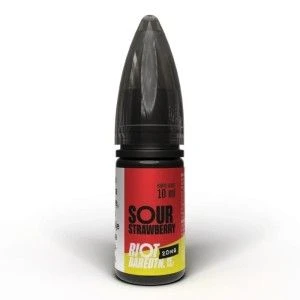 Liquid RIOT Salt 10 ml o mocy 20 mg soli nikotynowej w smaku Sour Strawberry 