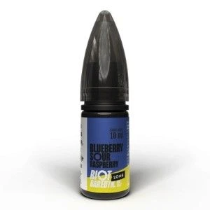 Liquid RIOT Salt 10 ml o mocy 20 mg soli nikotynowej w smaku Blueberry Sour Raspberry 